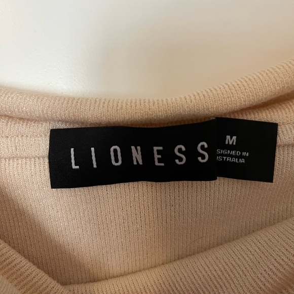 LIONESS Field Of Dreams Off the Shoulder Pleated Maxi Dress - Picture 6 of 6